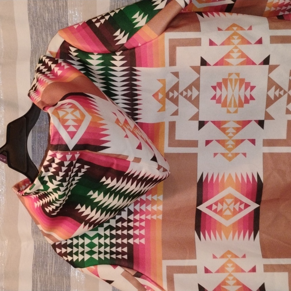 Geometric Patterned Hooded Coat - image 5